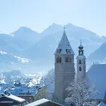 Chalet Moralee Mit Whirlpool In Kitzbuehel By One Villas *