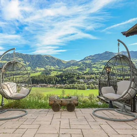 Chalet Chalet Moralee Kitzbuehel, Hot Tub & Alpenblick By One Villas Kitzbuhel