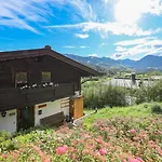 Chalet Moralee Mit Whirlpool In Kitzbuehel By One Villas 基茨比厄尔
