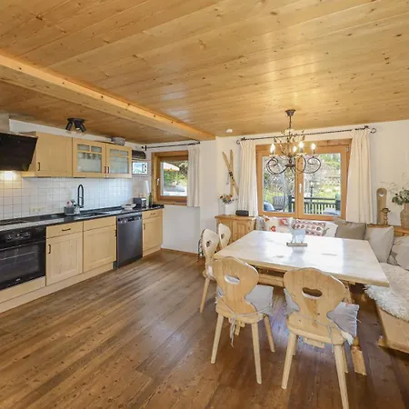 Chalet Moralee Mit Whirlpool In Kitzbuehel By One Villas 木屋 基茨比厄尔